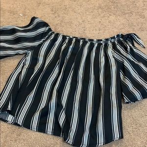 Billabong top. Medium